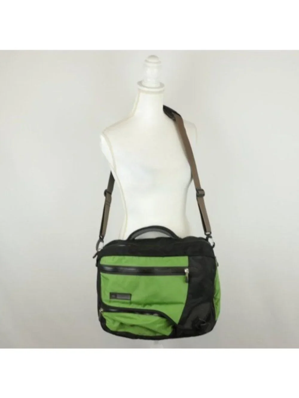 REI Unisex Adult Green & Black Soft Sided Crossbody Messenger Bag